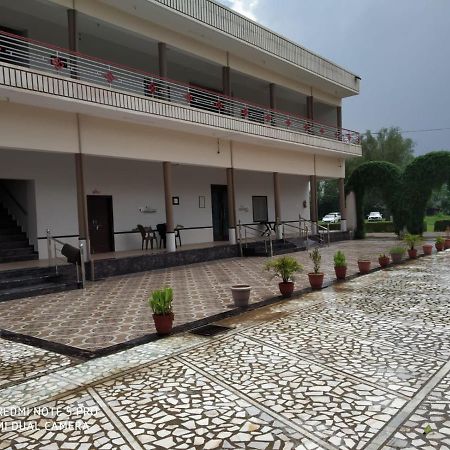 Goyal Bhawan Hotel Khātu Exterior foto