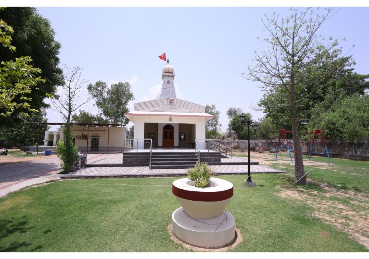 Goyal Bhawan Hotel Khātu Exterior foto